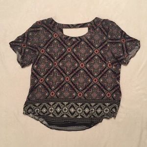 Patterned Shirt with Keyhole Back